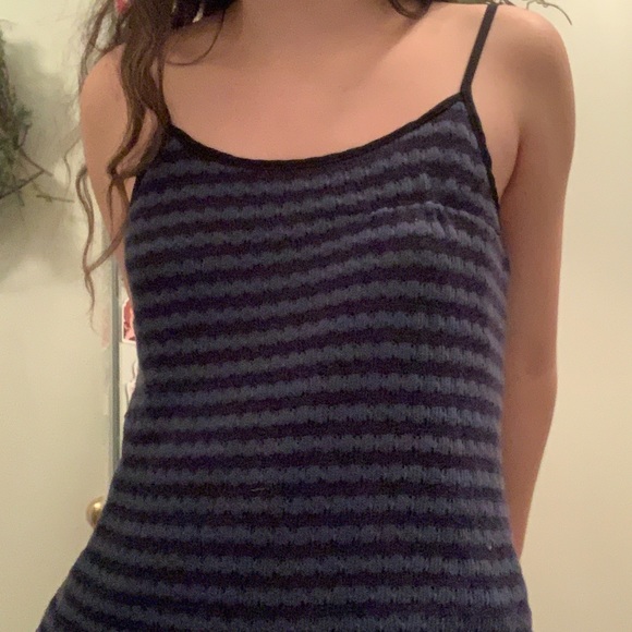 loose stripe tank !! - Picture 1 of 2